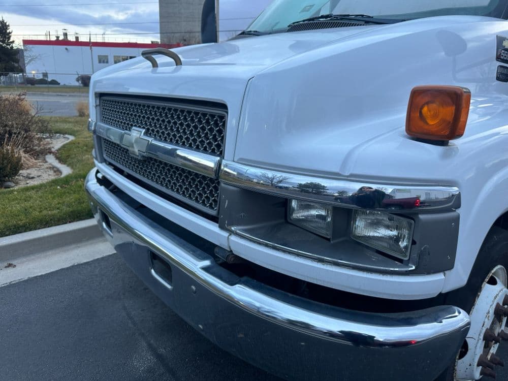 2006 Chevy C5500 - Image 8