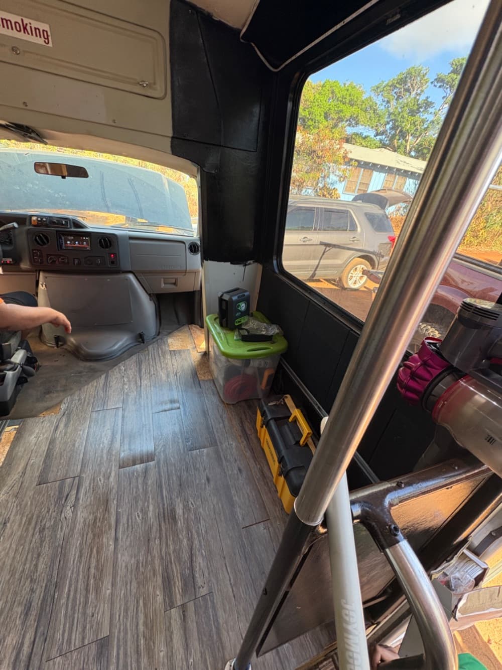 2015 Ford E-450 Party Bus - Image 2