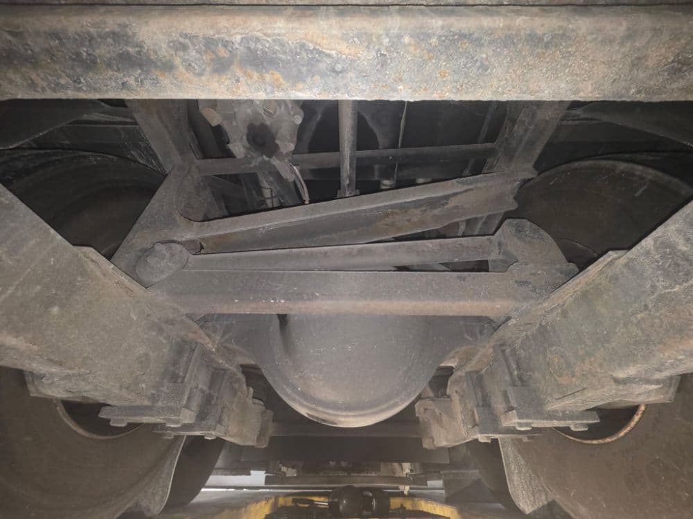 2001 prevost h345 - Image 5