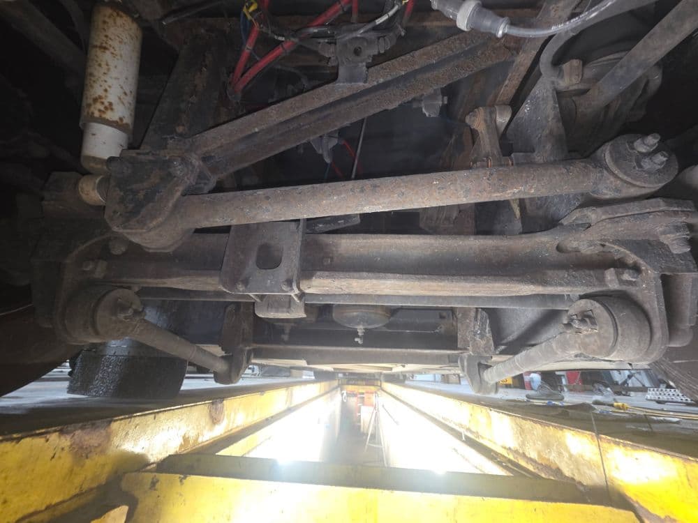 2001 prevost h345 - Image 7