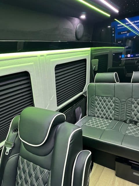 2022 Mercedes Sprinter - Image 2