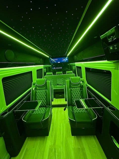 2022 Mercedes Sprinter - Image 4