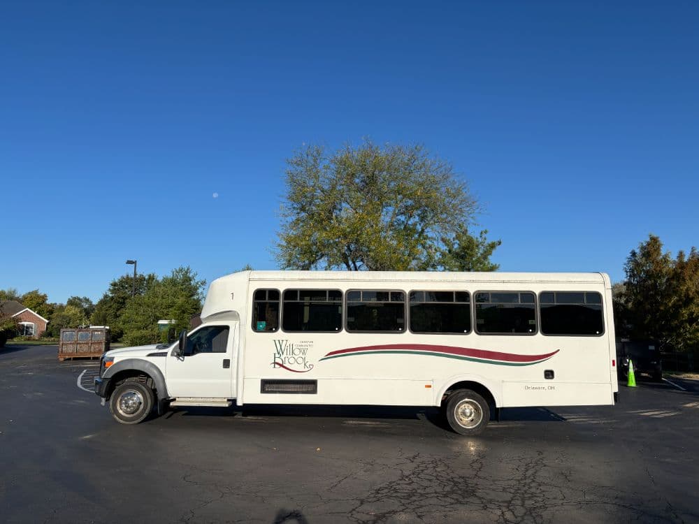2012 Ford Super Duty F - 550 bus