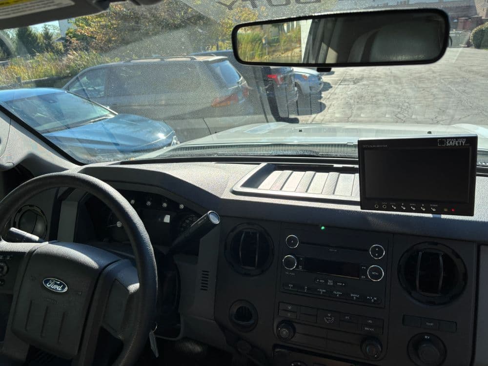 2012 Ford Super Duty F - 550 - Image 10