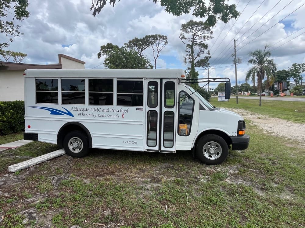2008 Chevroled Express 3500 - Image 3