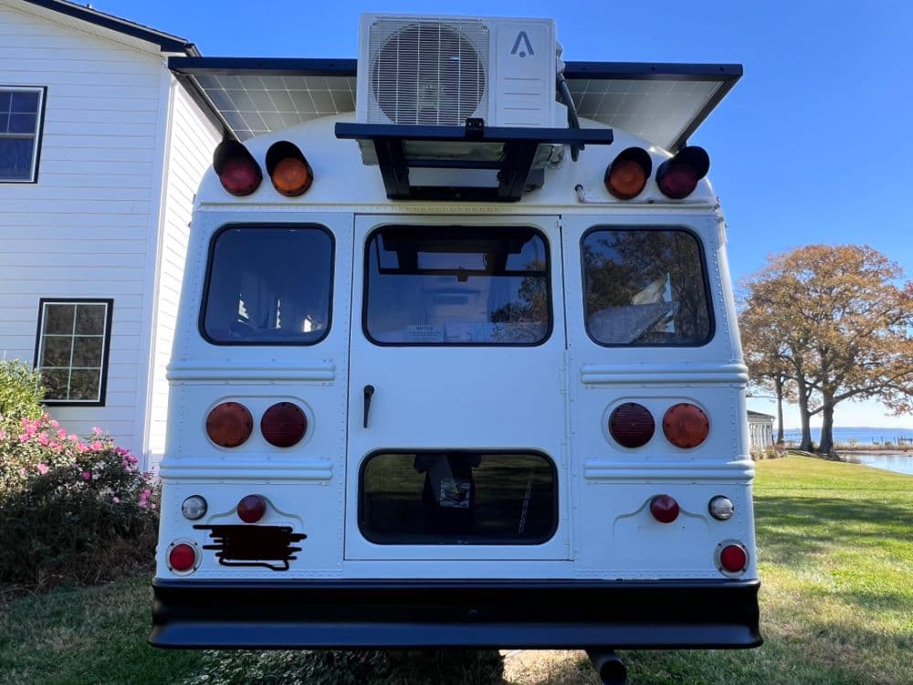 2003 Freightliner FS65 - Image 17