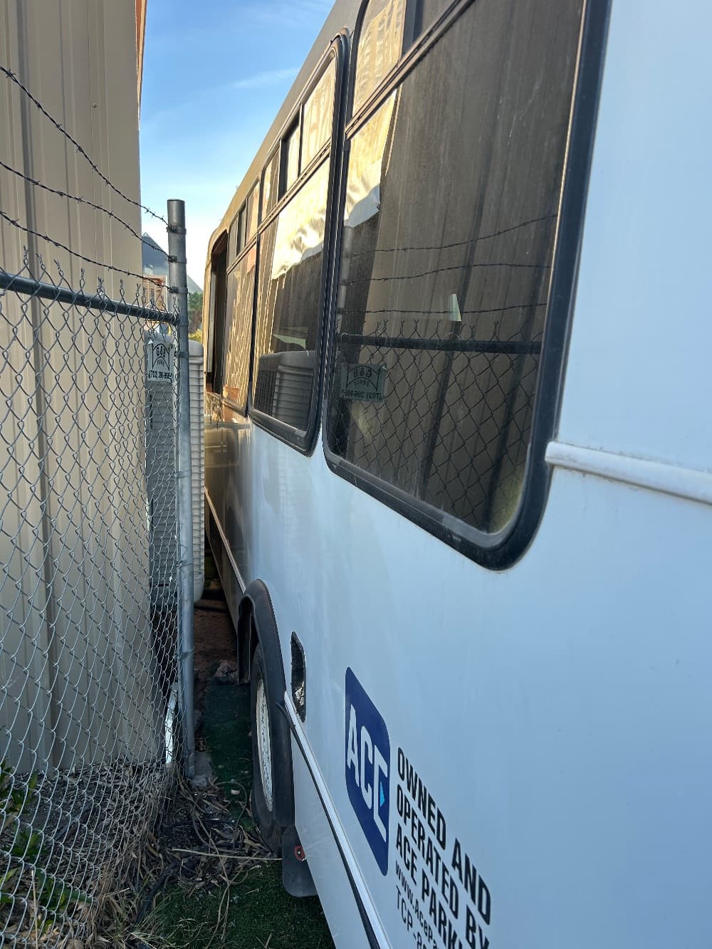 2017 Ford F450 - Image 3