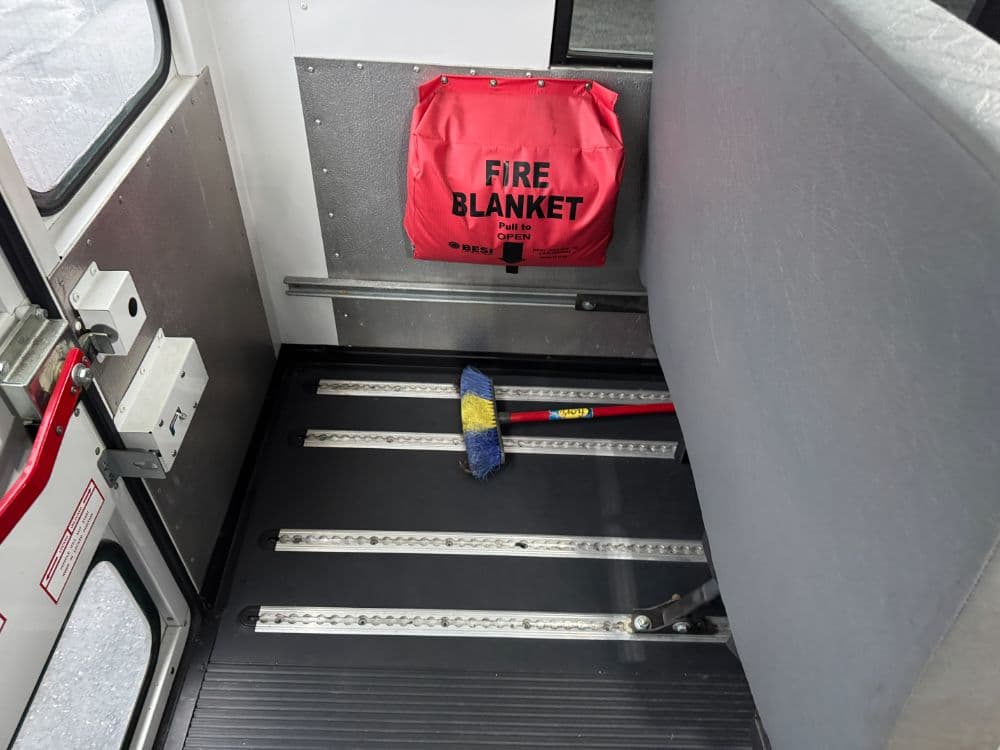 2019 Chevrolet School Van - Image 20