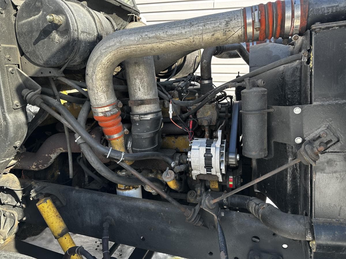 1990 International 8300 Navistar Conversion - Image 19