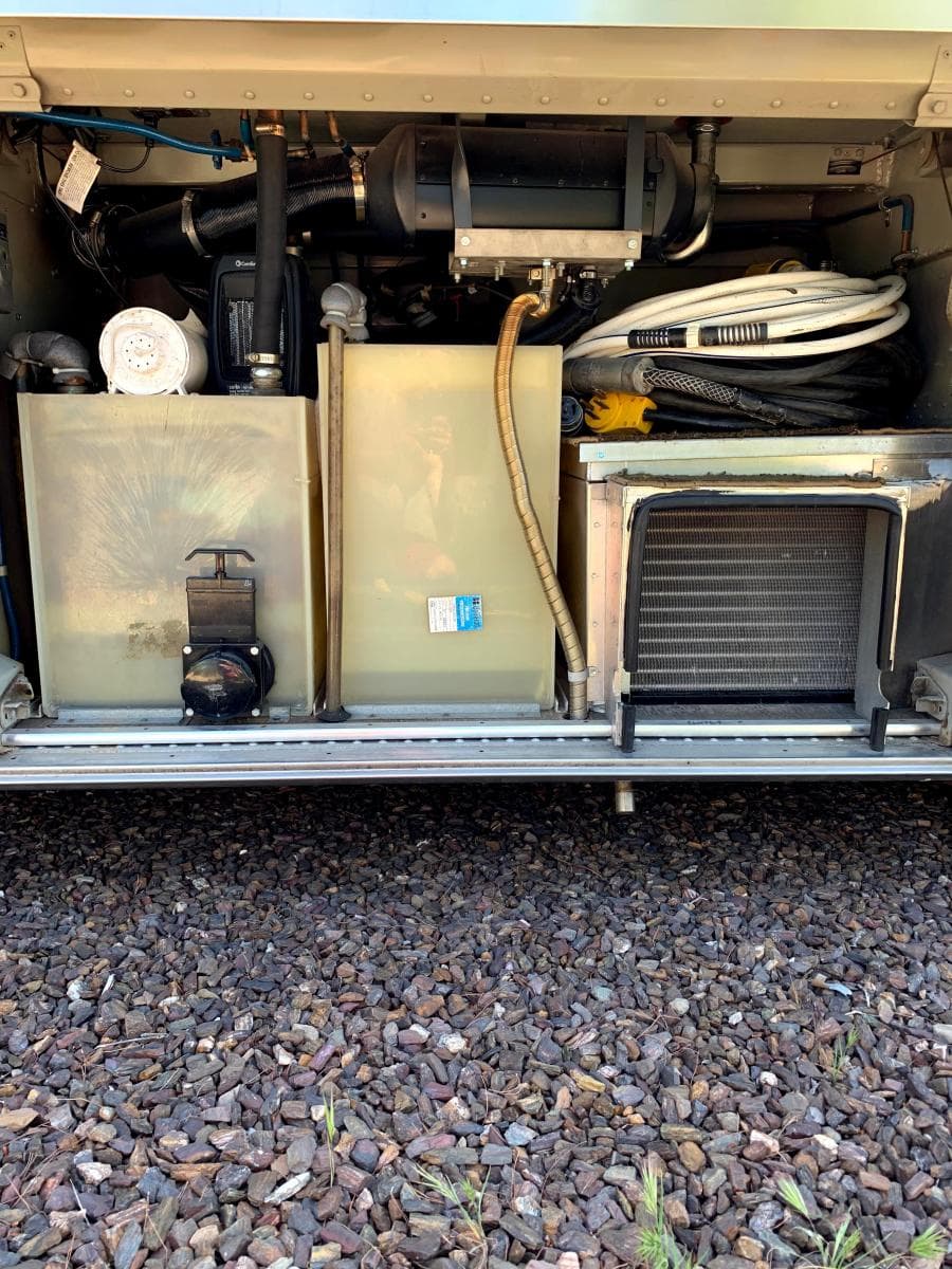 1980 MCI Custom Coach Industries Landcruiser - Image 12