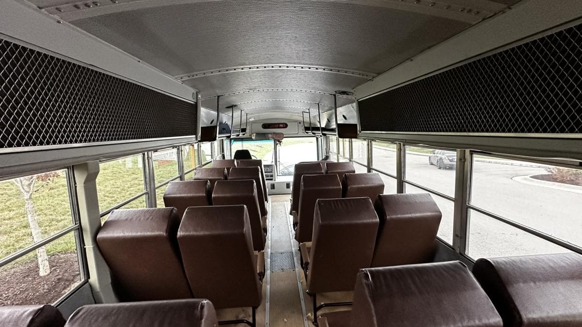2005 Thomas Activity Bus - Image 12