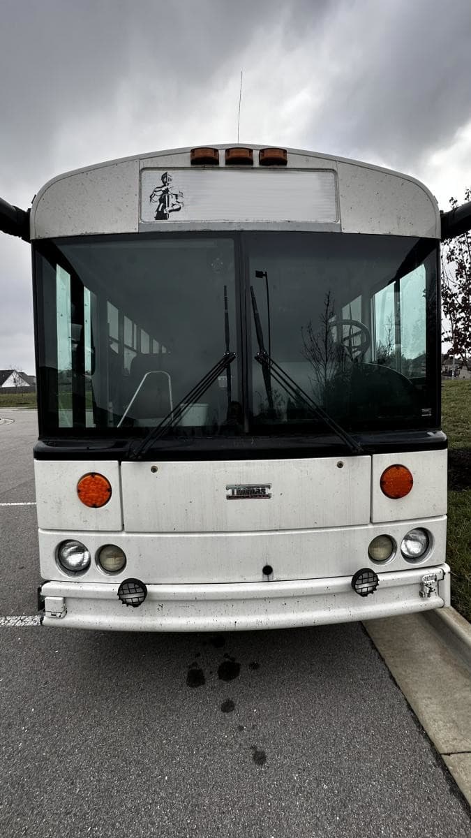 2005 Thomas Activity Bus - Image 2