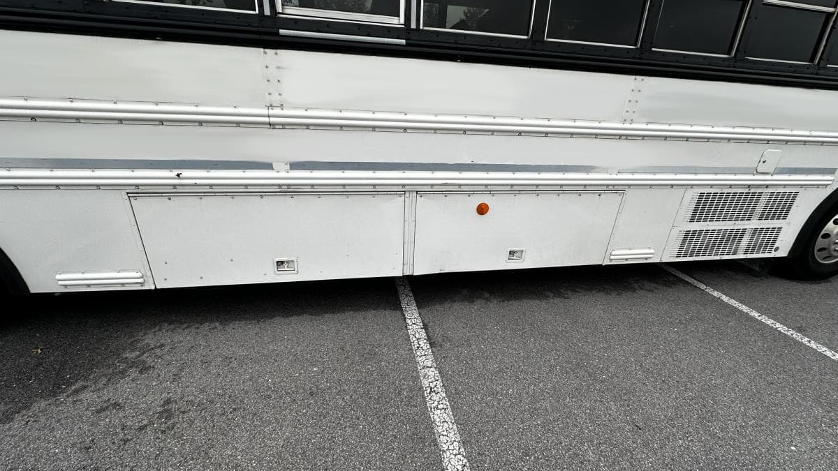 2005 Thomas Activity Bus - Image 5