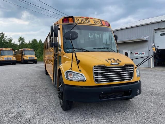 2015 Freightliner Thomas C2 School Bus - Image 2