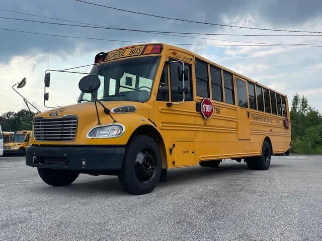 2015 Freightliner Thomas C2 School Bus - Image 3