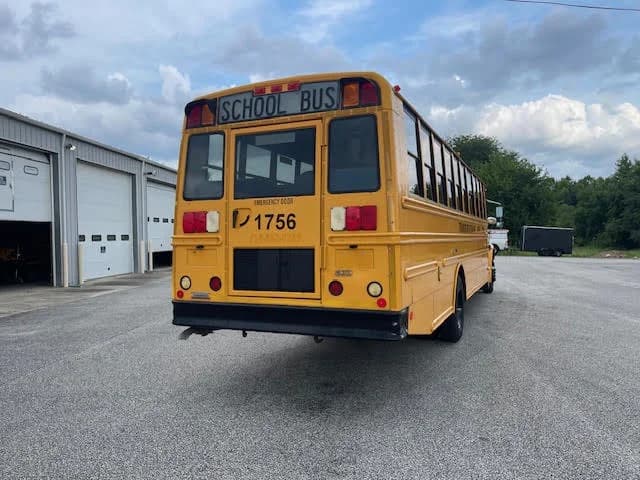 2015 Freightliner Thomas C2 School Bus - Image 5