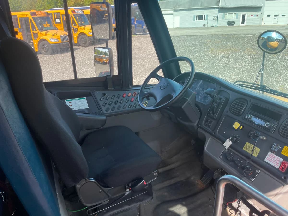 2015 Freightliner Thomas C2 School Bus - Image 8