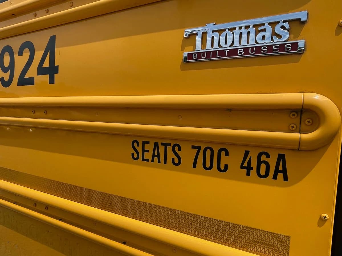 2015 Freightliner Thomas C2 - Image 13