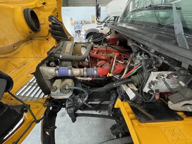 2015 Freightliner Thomas C2 - Image 28