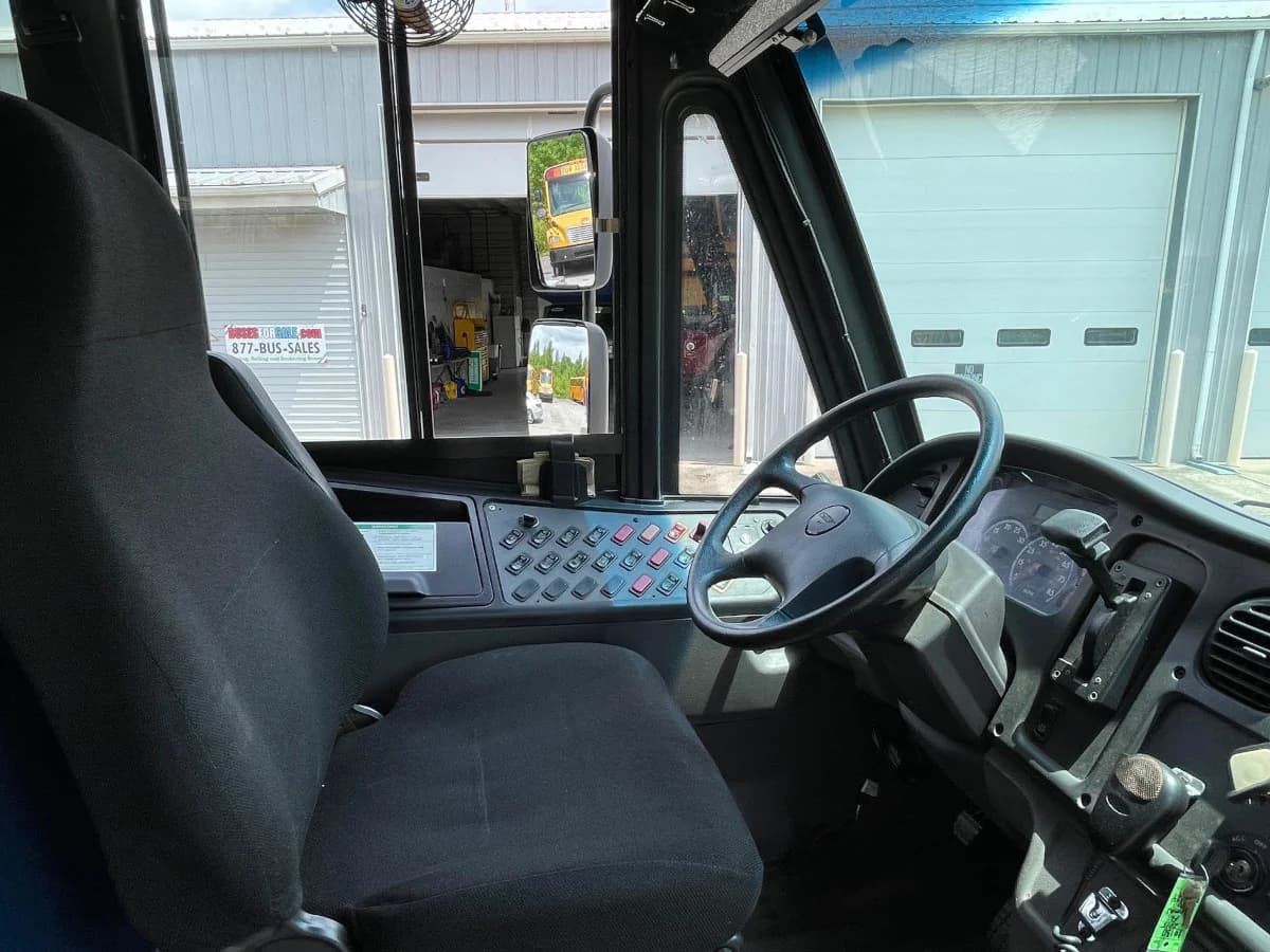 2015 Freightliner Thomas C2 - Image 14