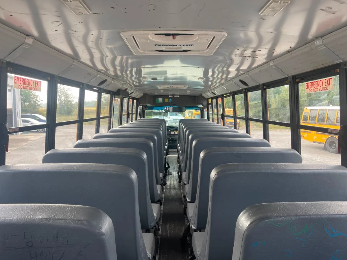 2014 Freightliner Thomas C2 School Bus - Image 13