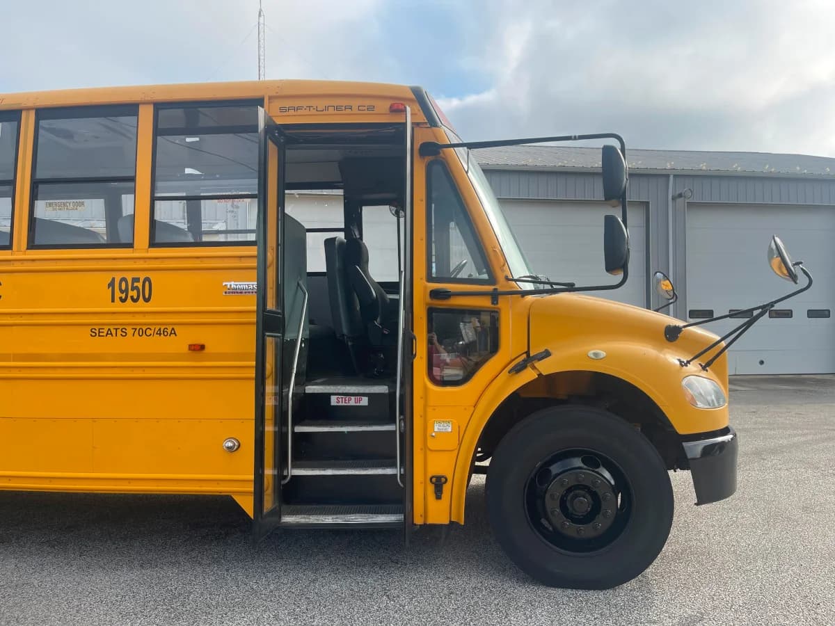 2014 Freightliner Thomas C2 School Bus - Image 8