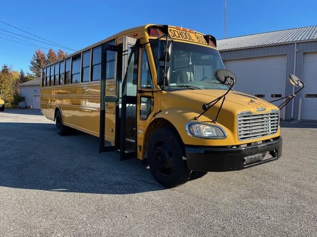 2014 Freightliner Thomas C2 School Bus - Image 2