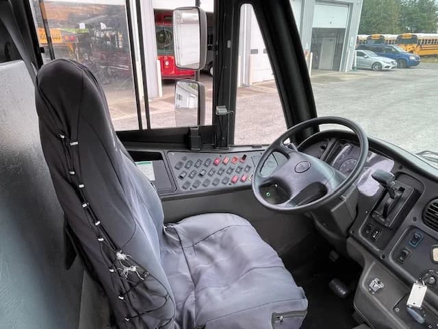 2014 Thomas Freightliner C2 School Bus - Image 9