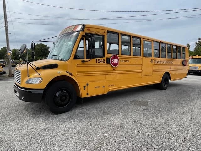 2014 Freightliner Thomas C2 School Bus - Image 3