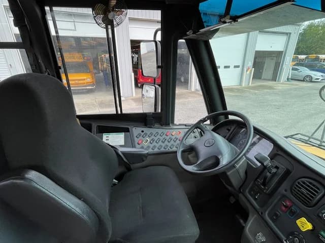 2014 Freightliner Thomas C2 School Bus - Image 7