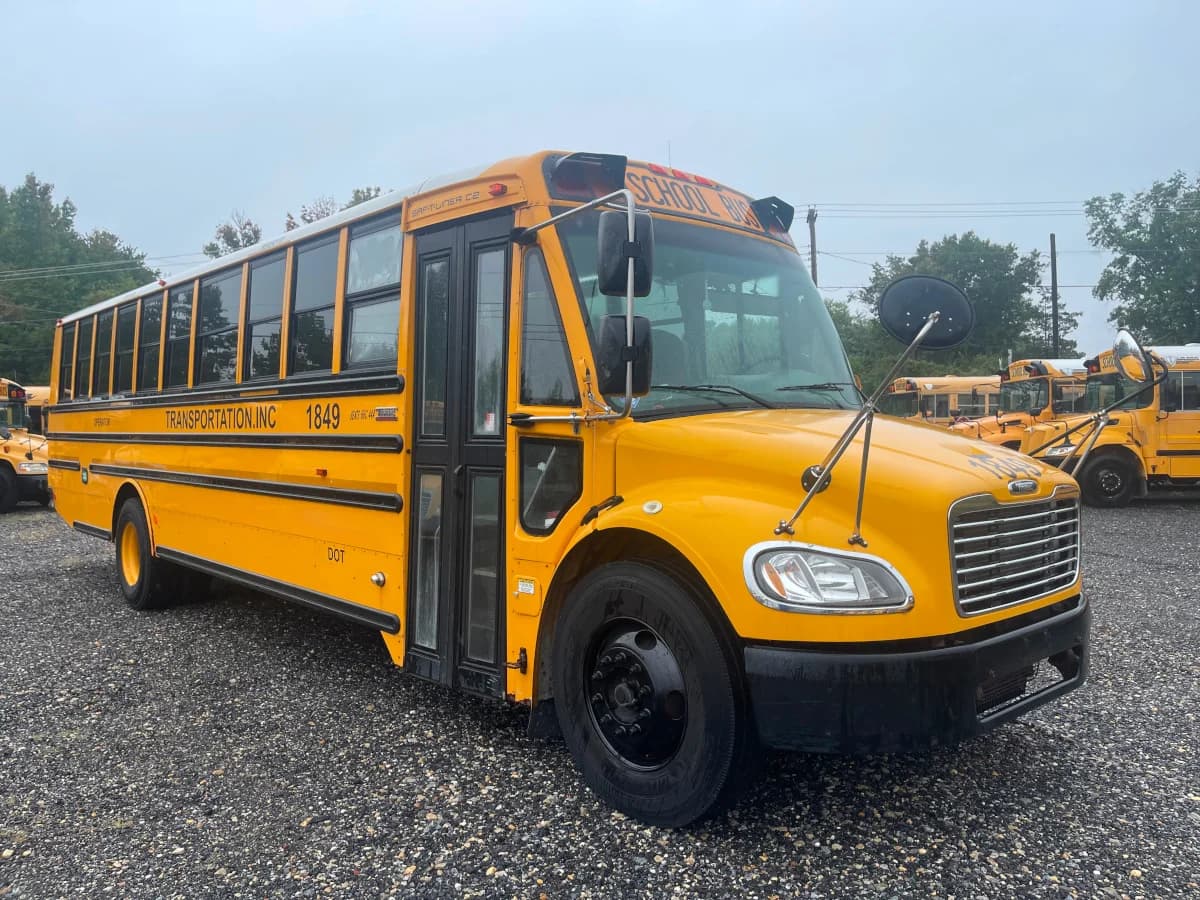 2015 Freightliner Thomas C2 School Bus - Image 1