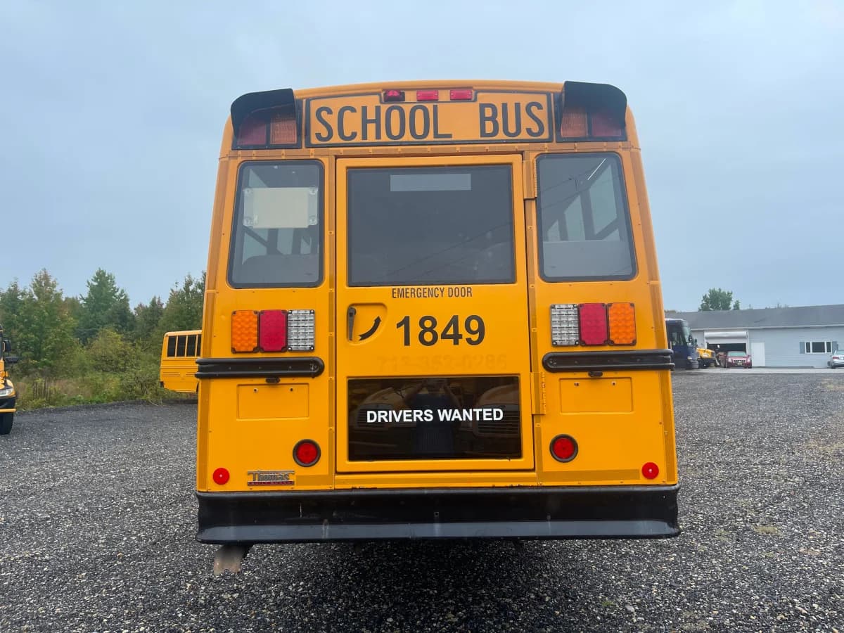 2015 Freightliner Thomas C2 School Bus - Image 5