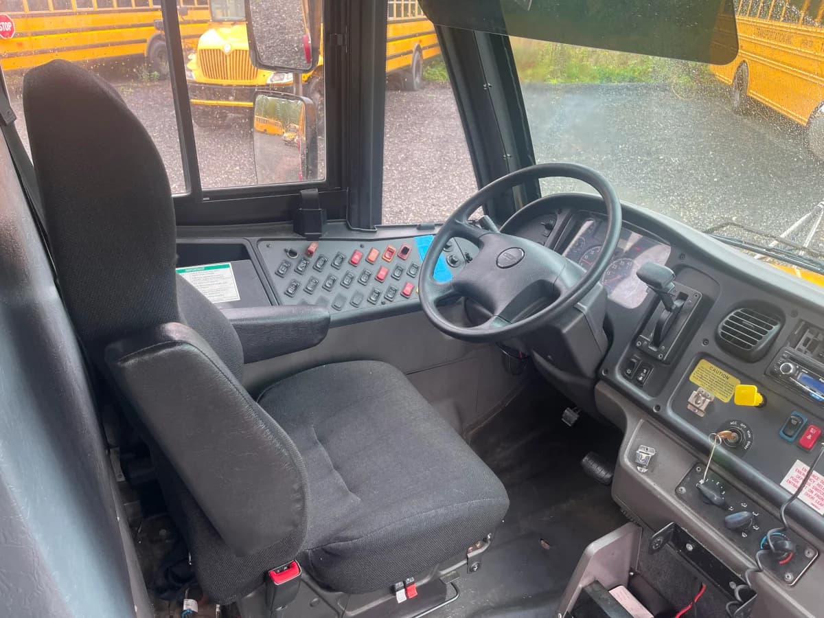 2015 Freightliner Thomas C2 School Bus - Image 7