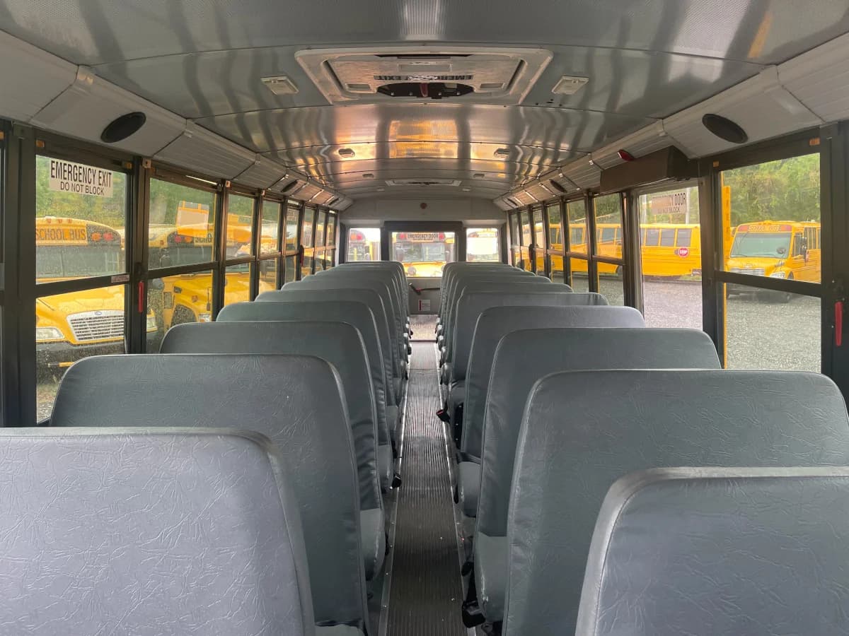 2015 Freightliner Thomas C2 School Bus - Image 8