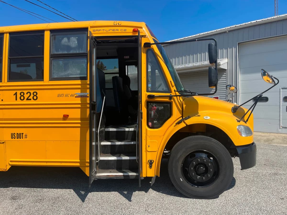 2014 Freightliner Thomas C2 School Bus - Image 8