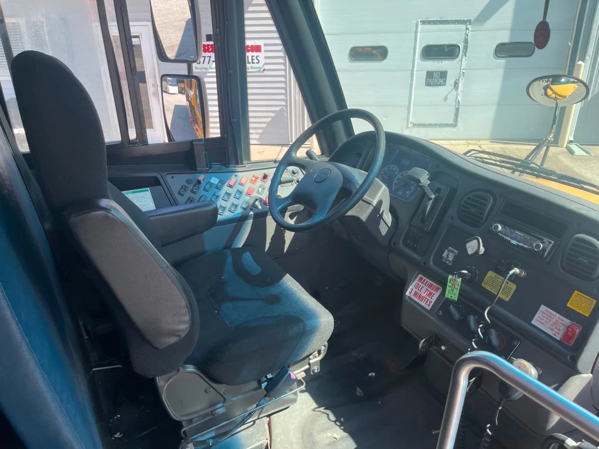 2014 Freightliner Thomas C2 School Bus - Image 9