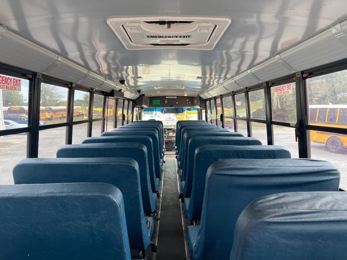2014 Freightliner Thomas C2 School Bus - Image 11