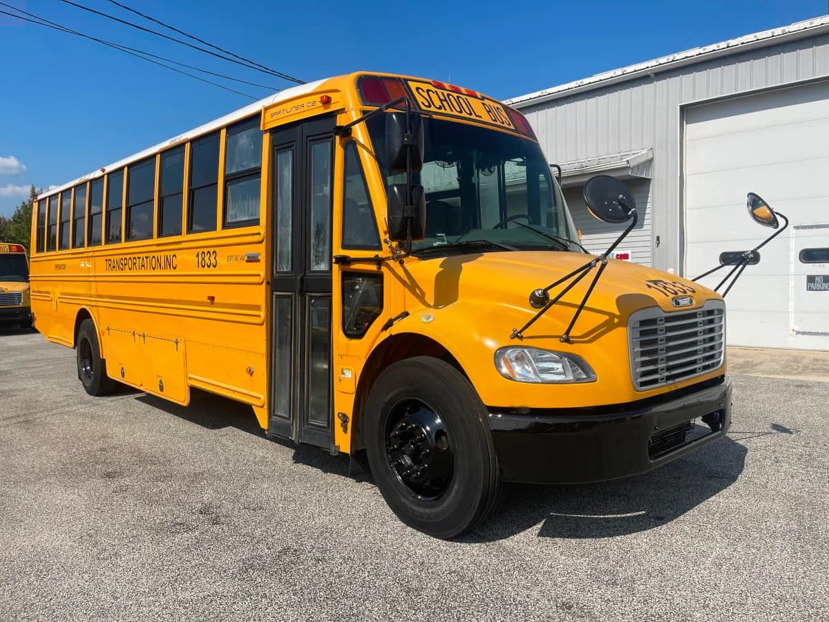 2015 Freightliner Thomas C2 School Bus - Image 1