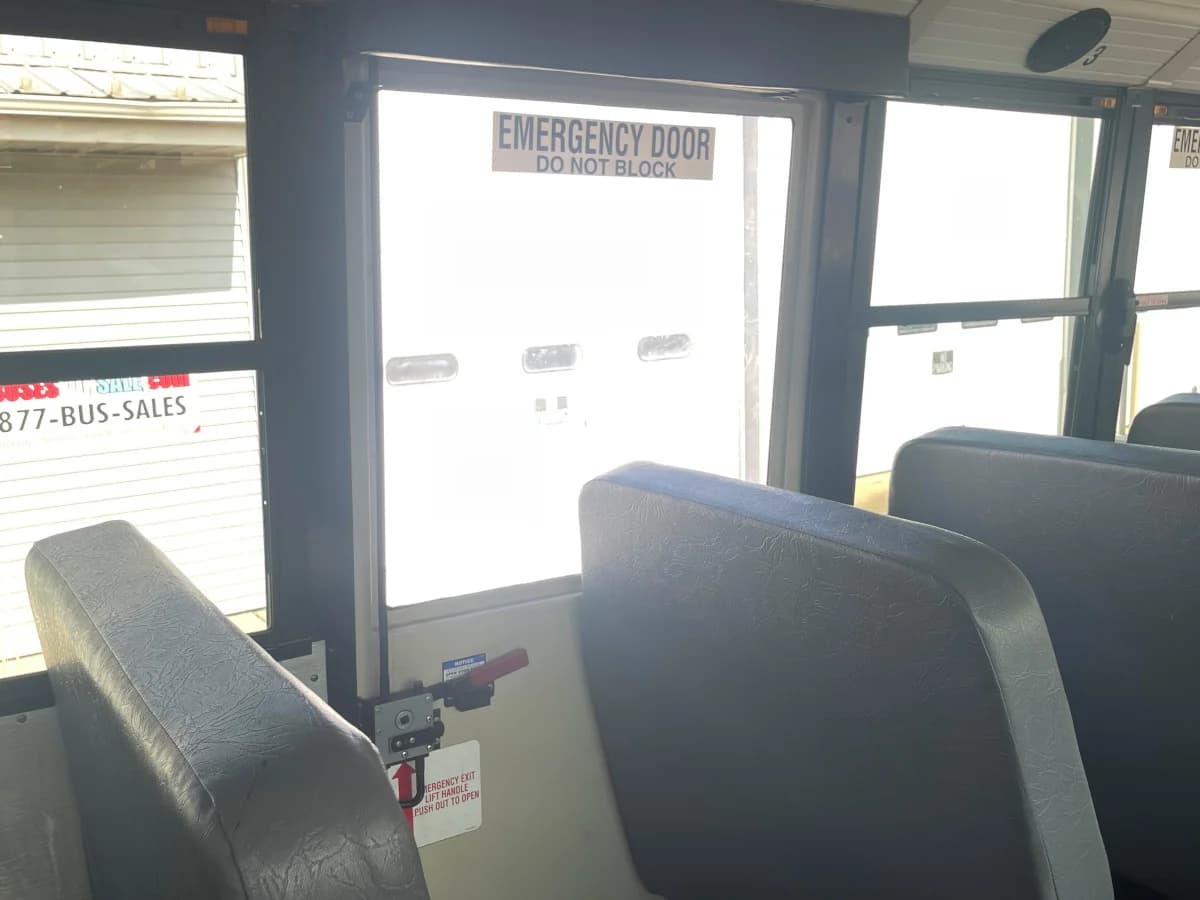 2015 Freightliner Thomas C2 School Bus - Image 11