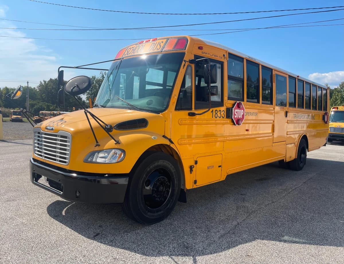 2015 Freightliner Thomas C2 School Bus - Image 3