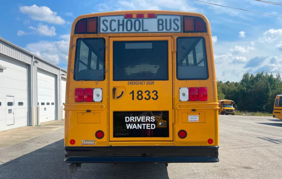 2015 Freightliner Thomas C2 School Bus - Image 5