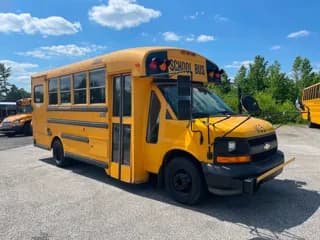 2009 Chevrolet 3500 bus