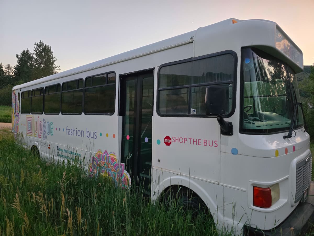 2003 Freightliner Glaval Apollo - Image 1