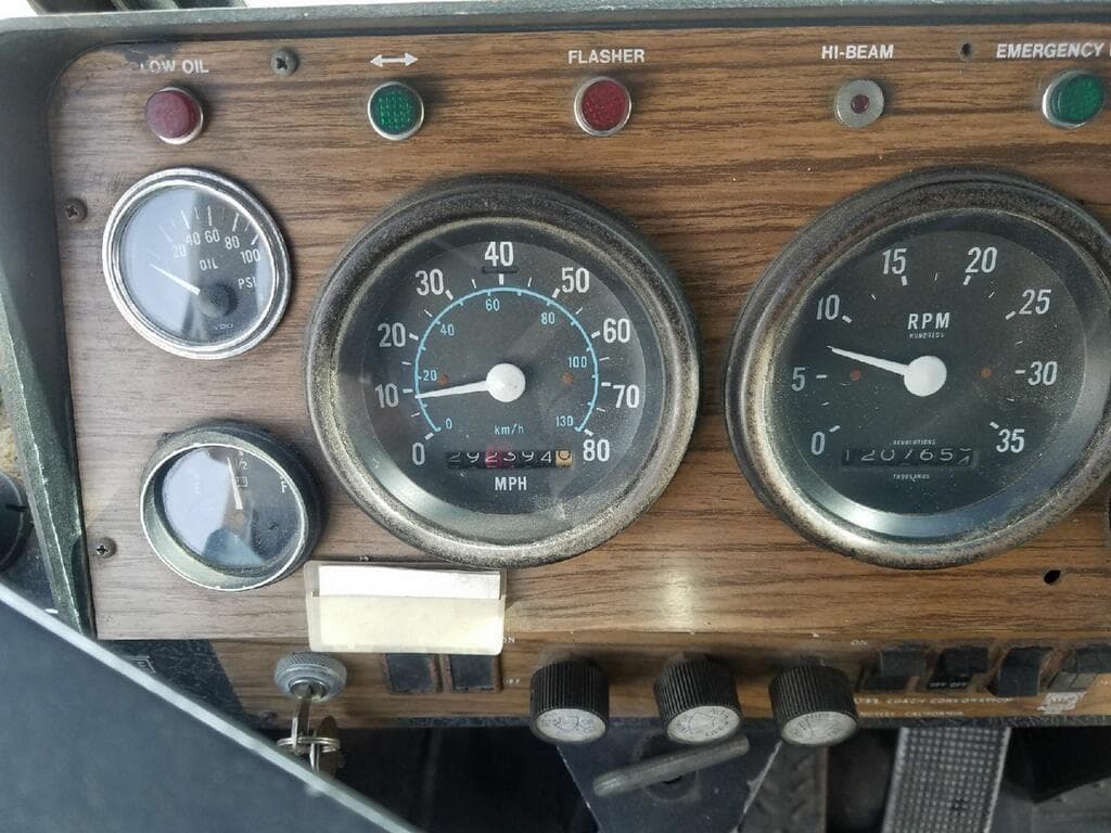 1986 Crown Coach International School Bus - Image 4
