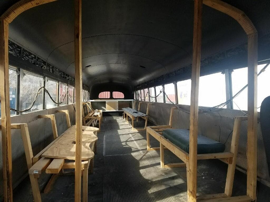 1986 Crown Coach International School Bus - Image 5