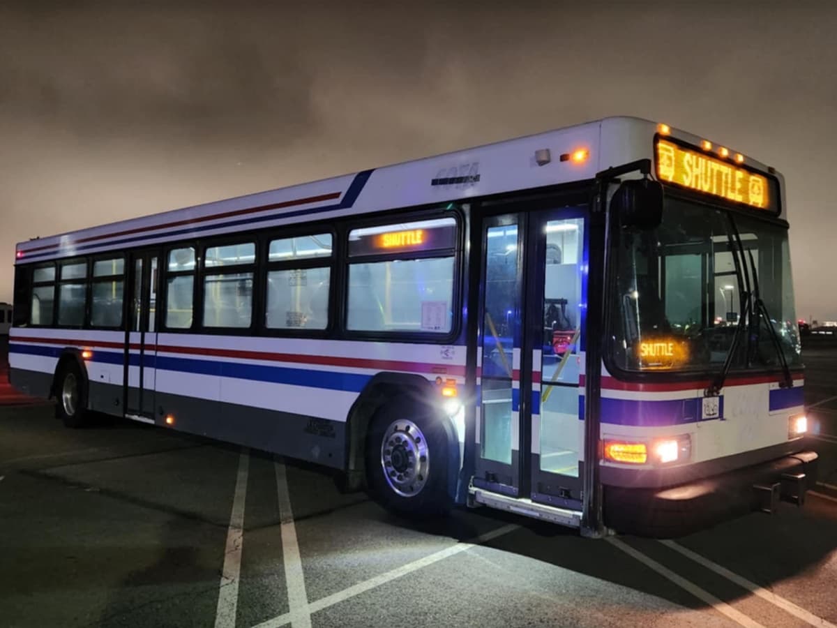 Transit Bus #10226 - Image 7