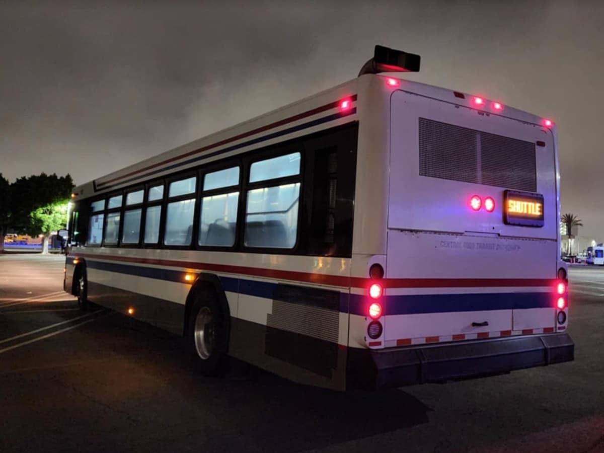 Transit Bus #10226 - Image 8