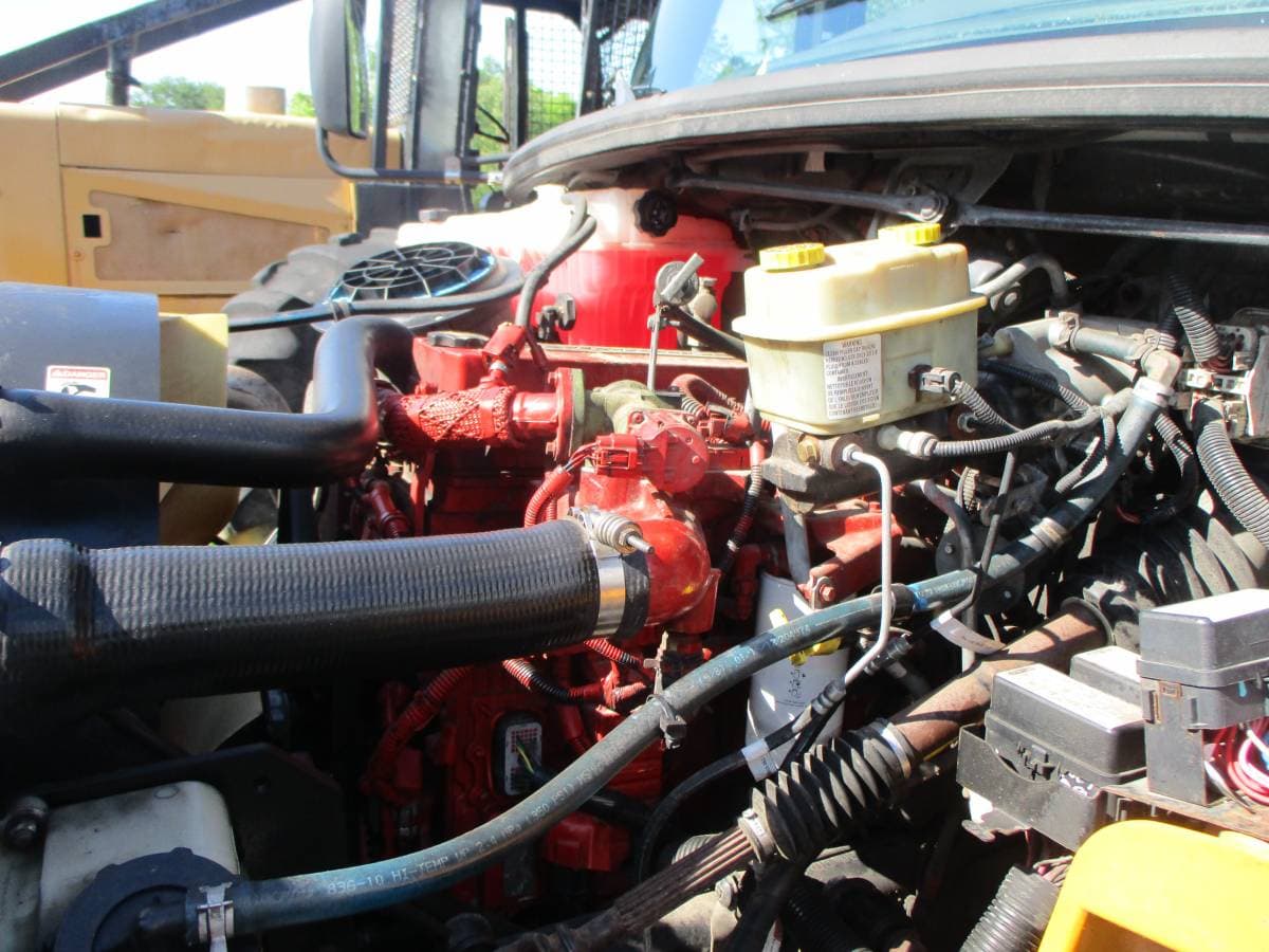 2013 Thomas Freightliner C2 Saf-T-Liner - Image 15