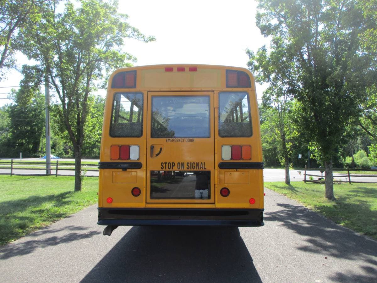 2013 Thomas Freightliner C2 Saf-T-Liner - Image 5