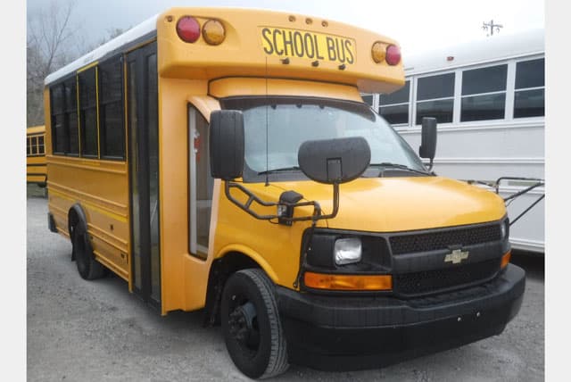 2018 Chevrolet 3500 bus